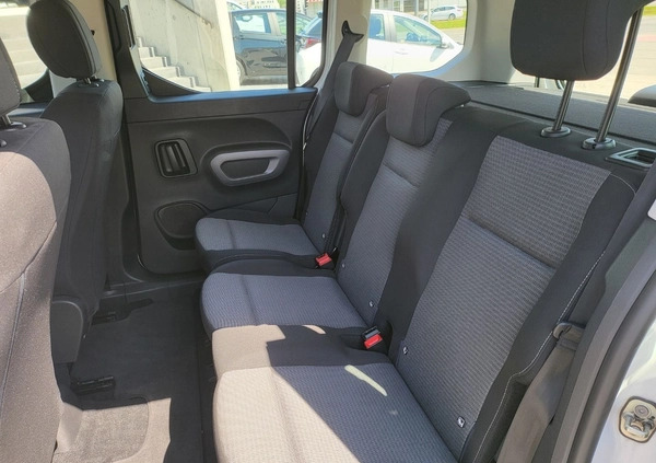 Toyota Proace City Verso cena 86900 przebieg: 141978, rok produkcji 2020 z Ząbki małe 596